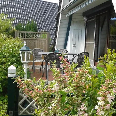 Nurdachhaus Krabbenweg 15 *
